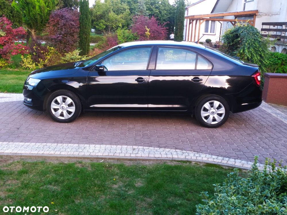 Skoda RAPID - 16