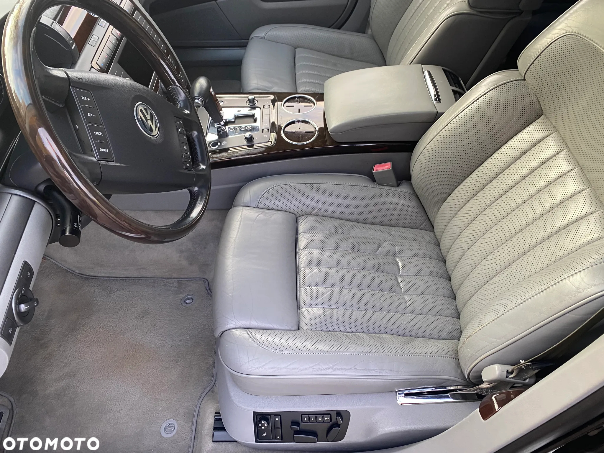 Volkswagen Phaeton 5.0 V10 TDI 4MOTION Automatik (5 Sitzer) - 11