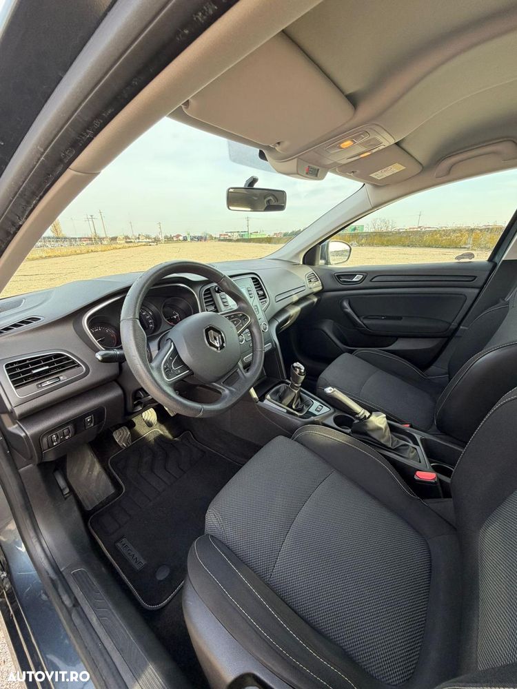 Renault Megane TCE GPF Zen - 6