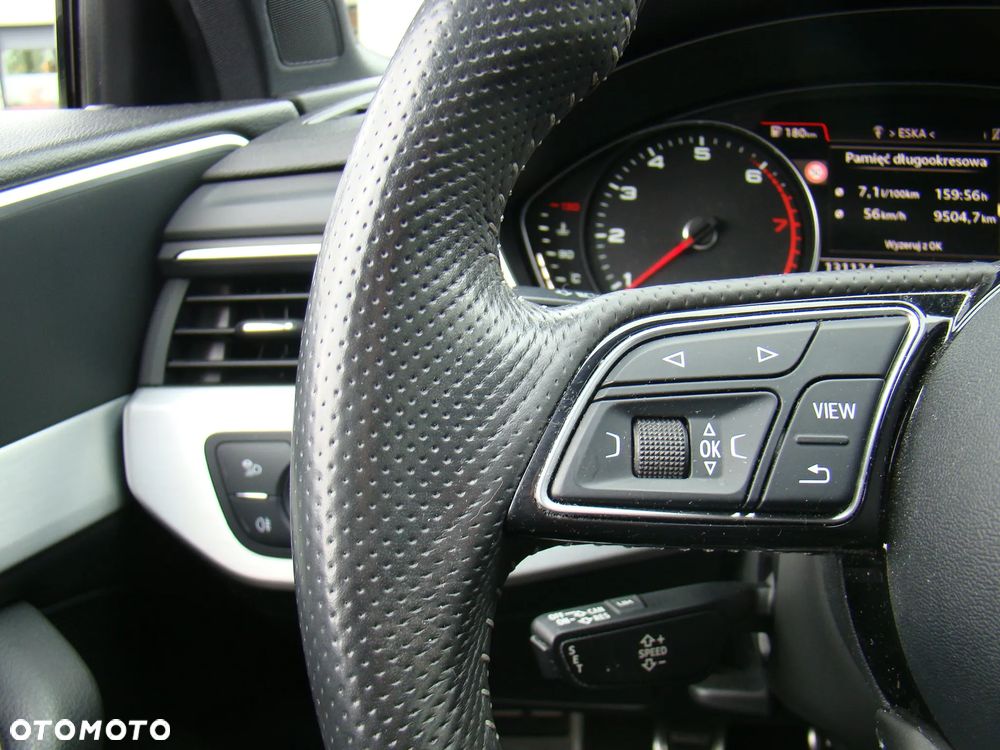 Audi A4 Limousine 40 TFSI design - 31