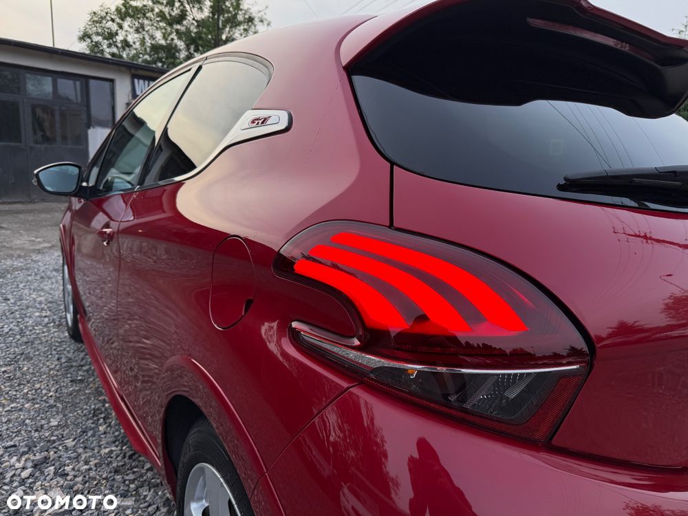 Peugeot 208 GTI 200 THP - 15