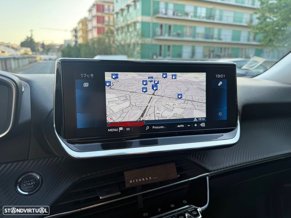 Peugeot 2008 1.2 PureTech Allure - 8