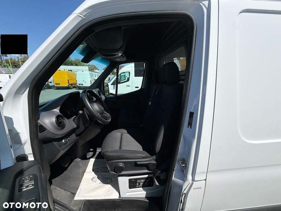 Mercedes-Benz Sprinter 317 - 27