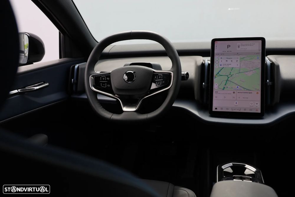 Volvo EX30 Single Motor Extended Range RWD Plus - 14