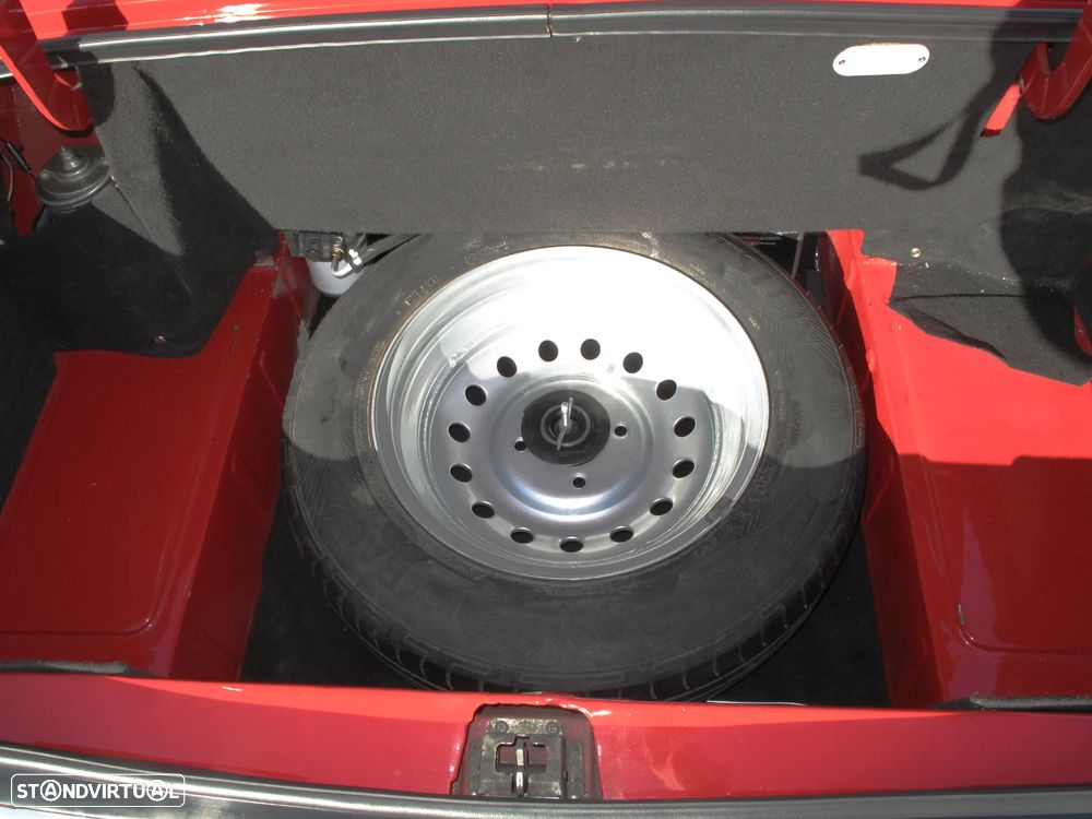 Triumph TR6 - 22