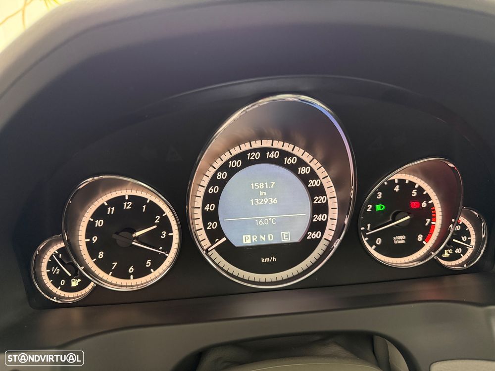 Mercedes-Benz E 200 CGi Elegance BlueEfficiency Auto - 20