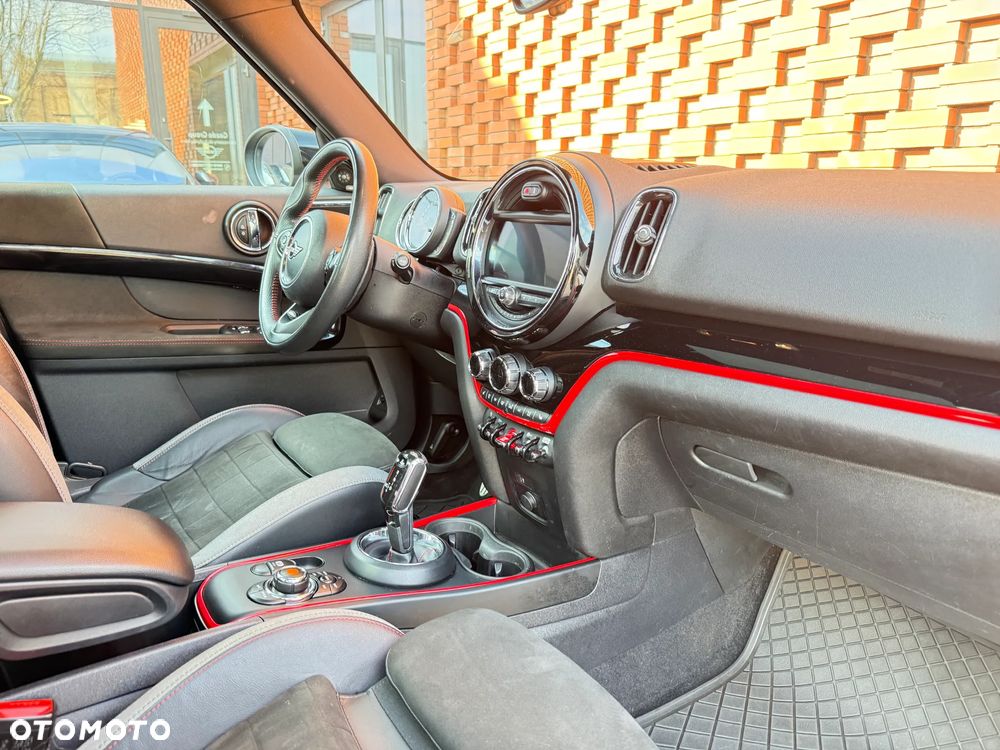 MINI John Cooper Works ALL4 sport - 14