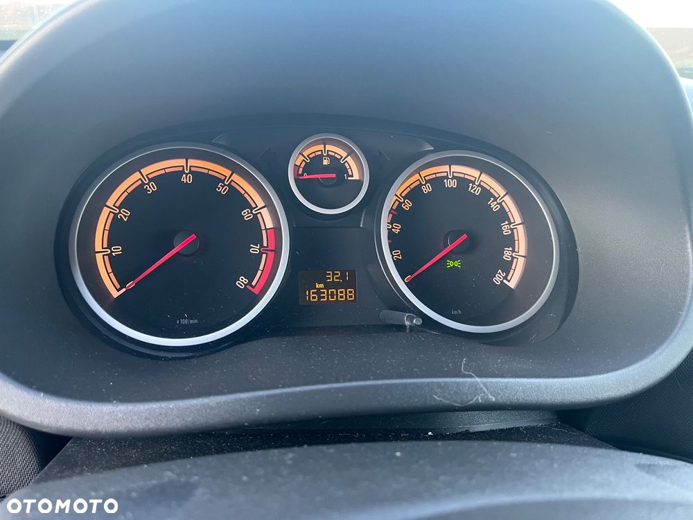 Opel Corsa - 13