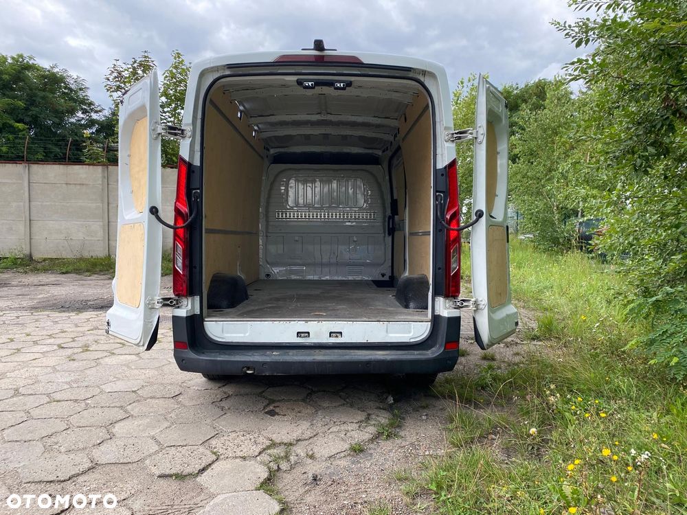 Maxus Deliver 9 - 7
