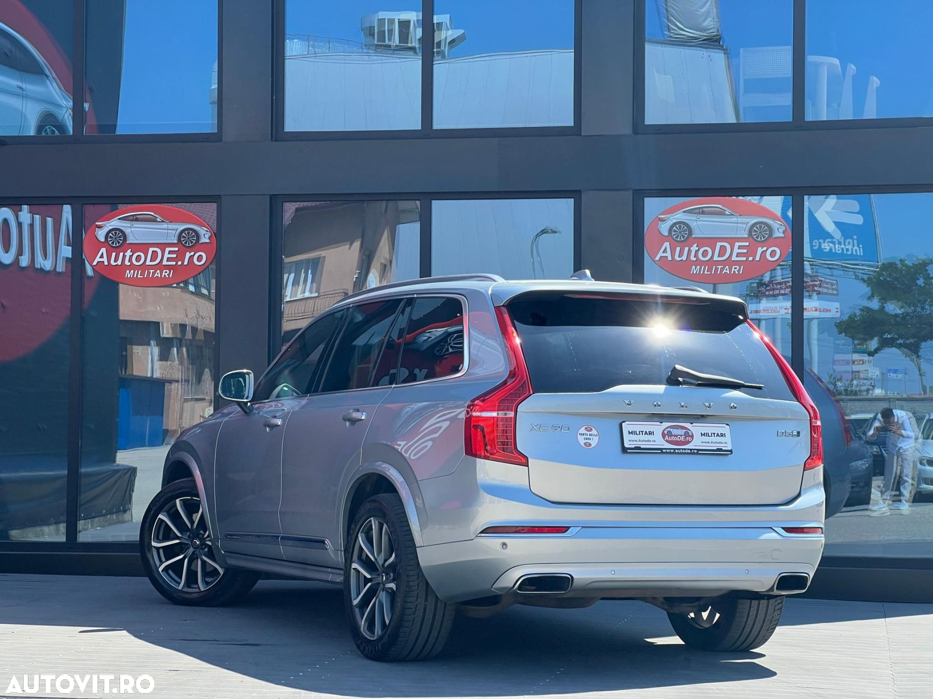 Volvo XC 90 - 4