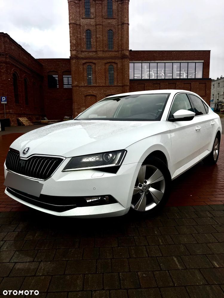 Skoda Superb ver-1-8-tsi-style-dsg - 1