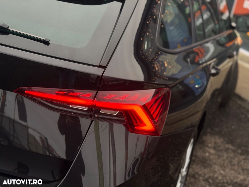 Skoda Octavia Combi 2.0 TDI DSG Premium Edition - 34