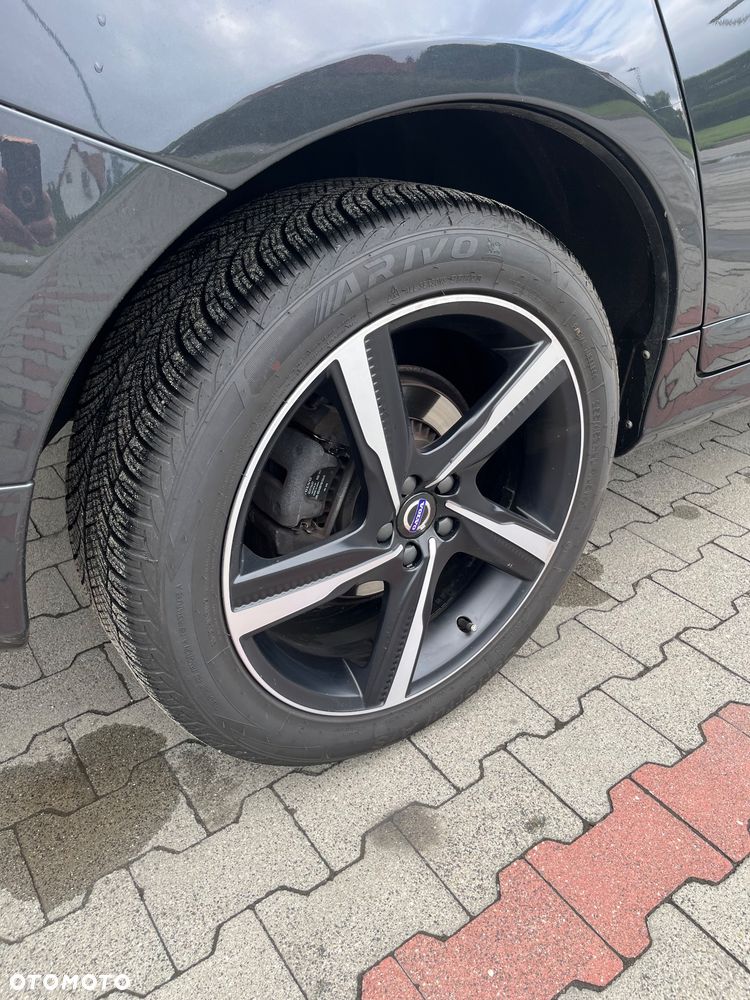 Volvo XC 60 D5 AWD R-Design Momentum - 20