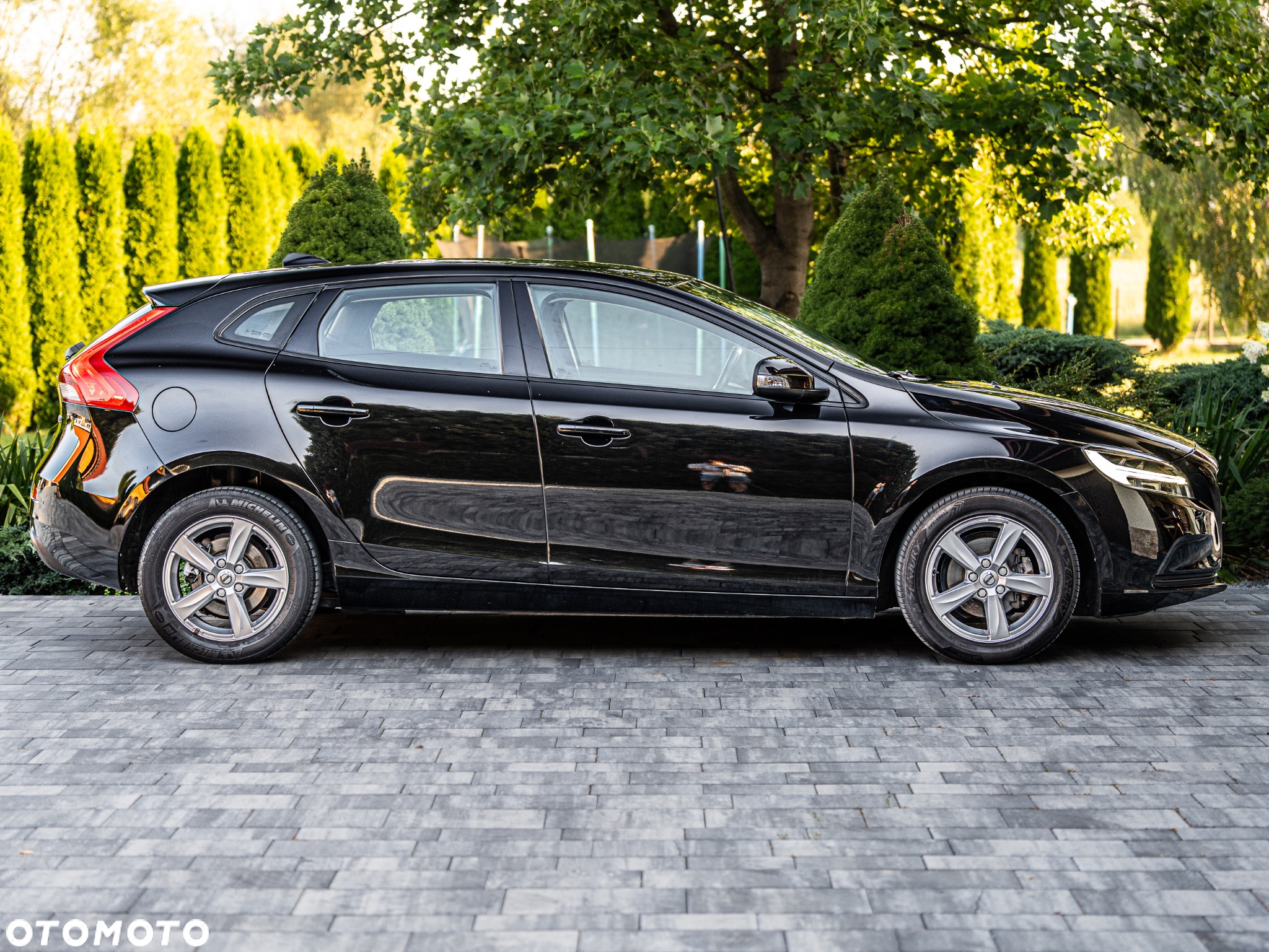 Volvo V40 D2 Drive-E Momentum - 5