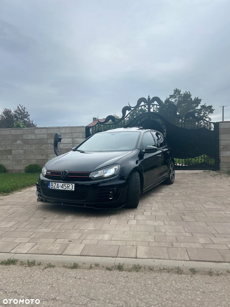 Volkswagen Golf 2.0 GTI DSG - 2
