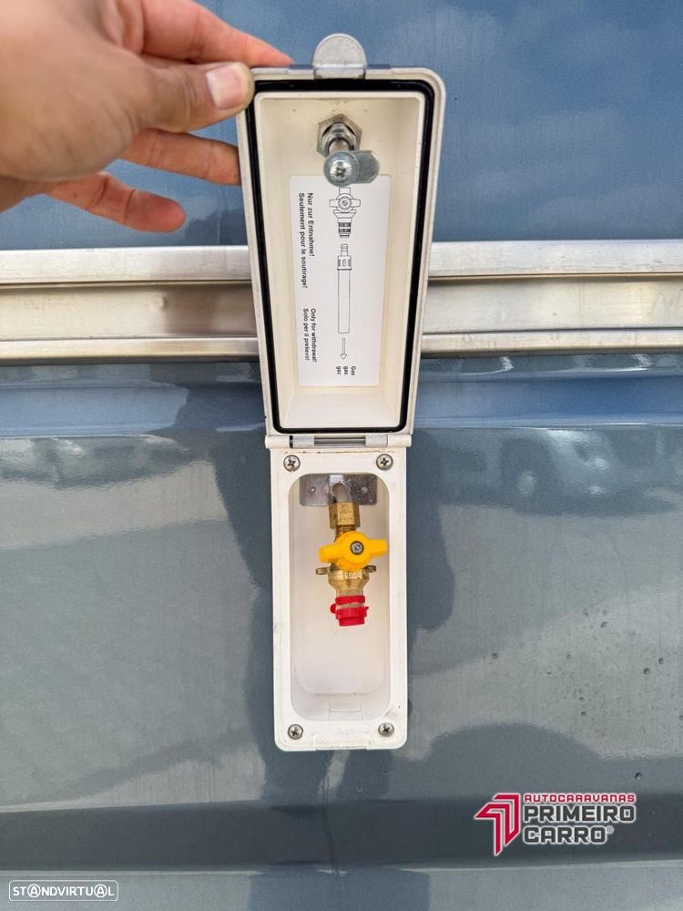 Pössl Summit 640 Prime Automática - 13