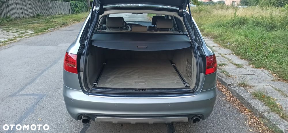 Audi A6 Allroad - 11