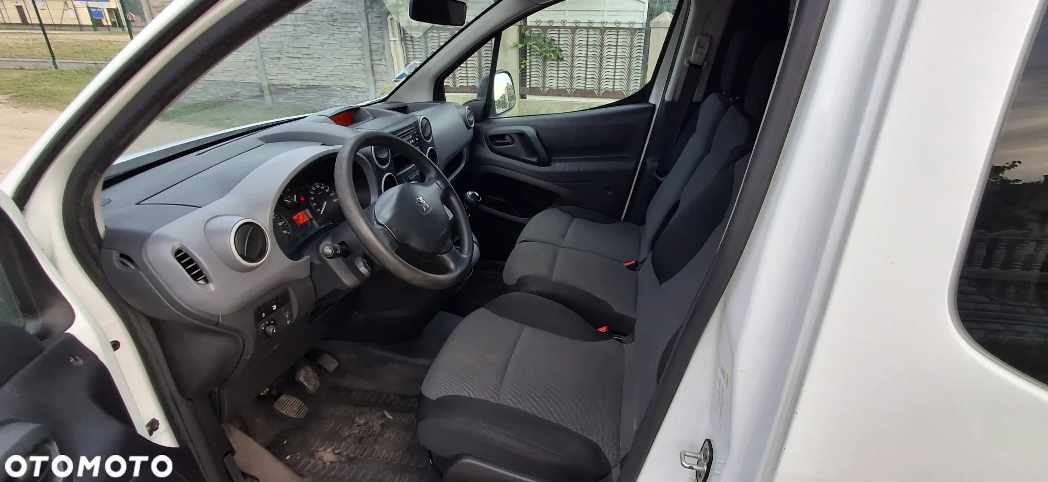 Peugeot Partner - 9