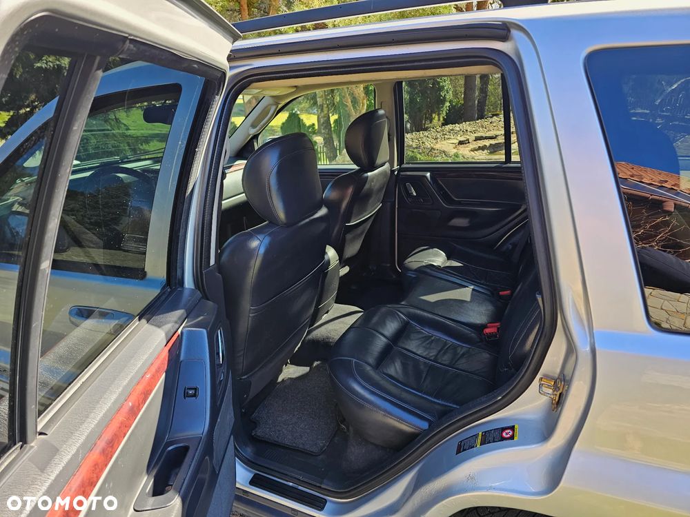 Jeep Grand Cherokee 2.7 CRD Limited - 32