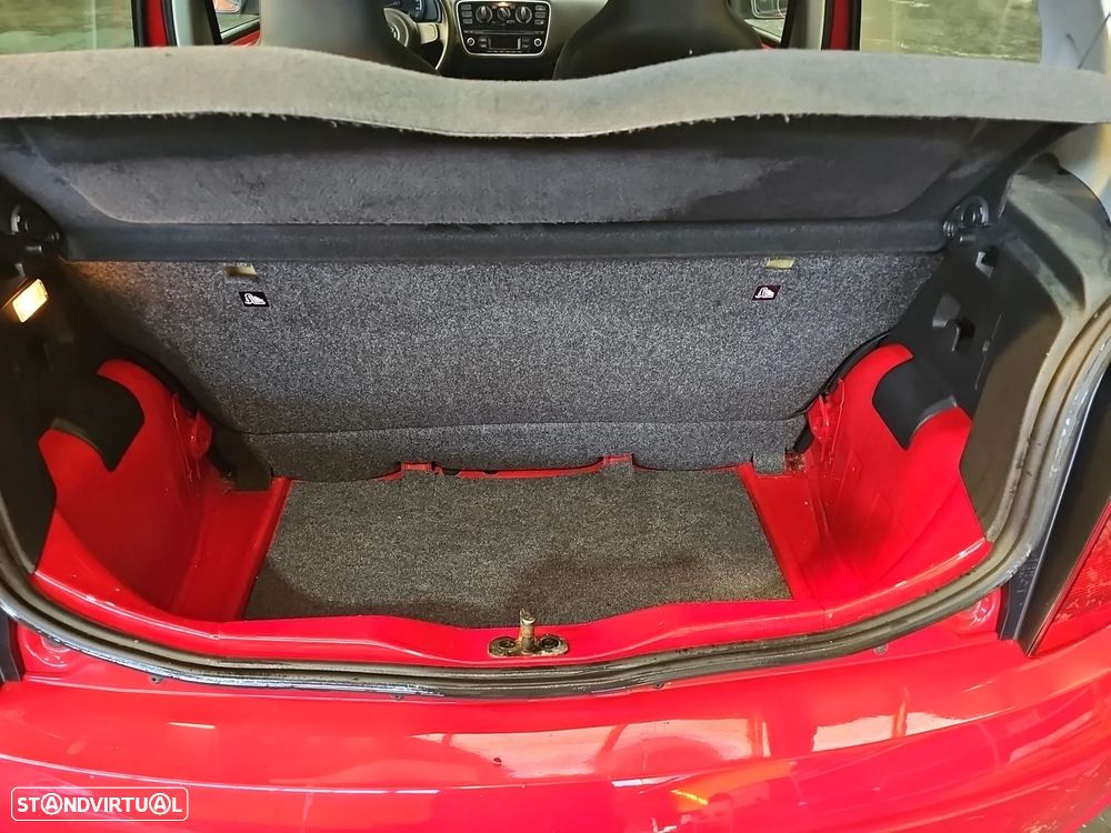 VW Up! 1.0 Take - 8