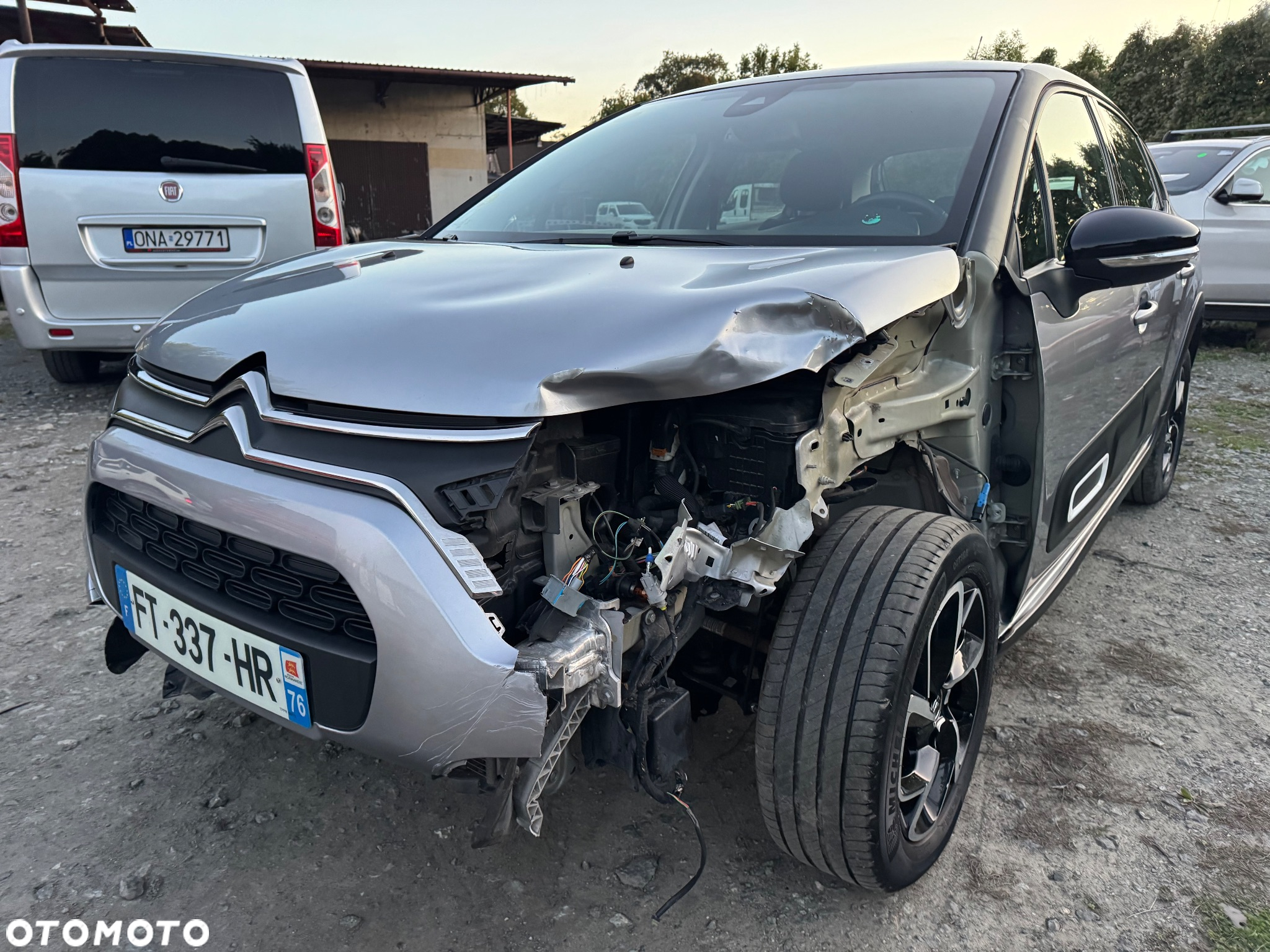 Citroën C3 1.5 BlueHDi Shine - 2