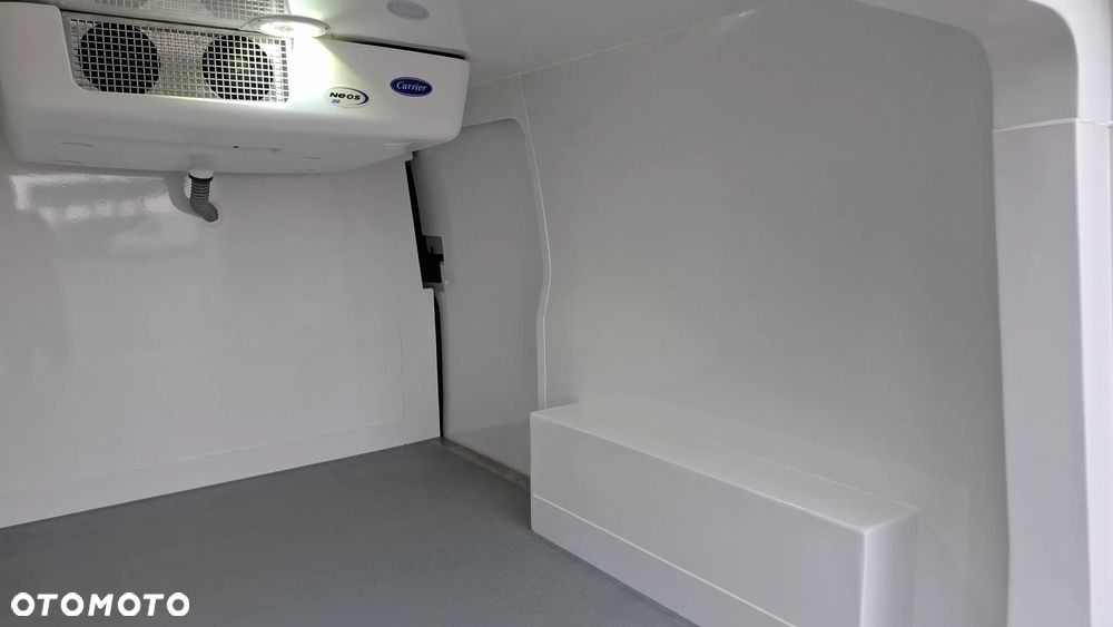 Mercedes-Benz Vito - 28