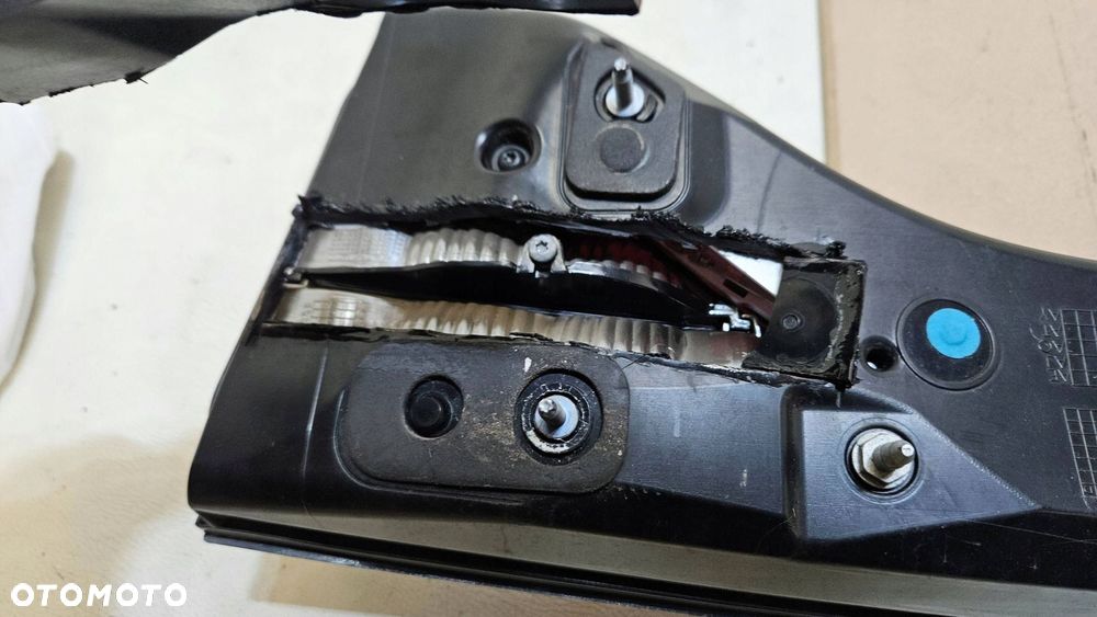 lampa tylna tył dodge challenger 68213147ac - 11