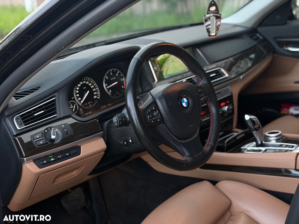BMW Seria 7 730d xDrive - 5