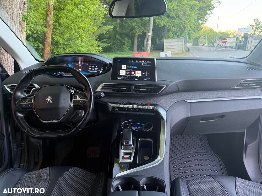 Peugeot 3008 PureTech 130 Stop & Start GPF EAT8 Allure - 9