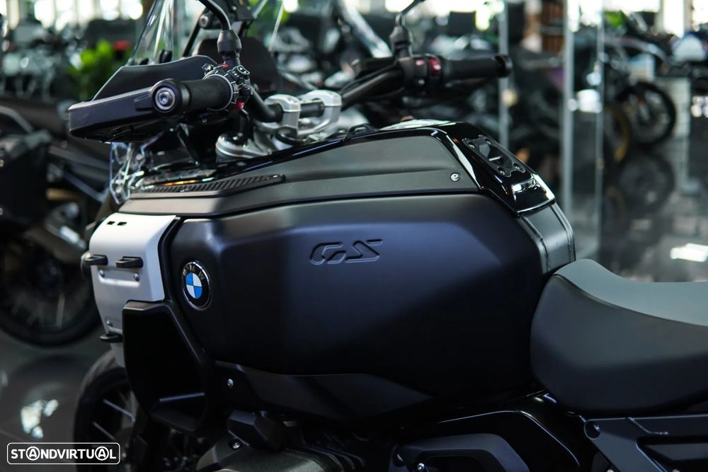 BMW R 1300 GS Adventure TRIPLE BLACK / Rebaixada - 13