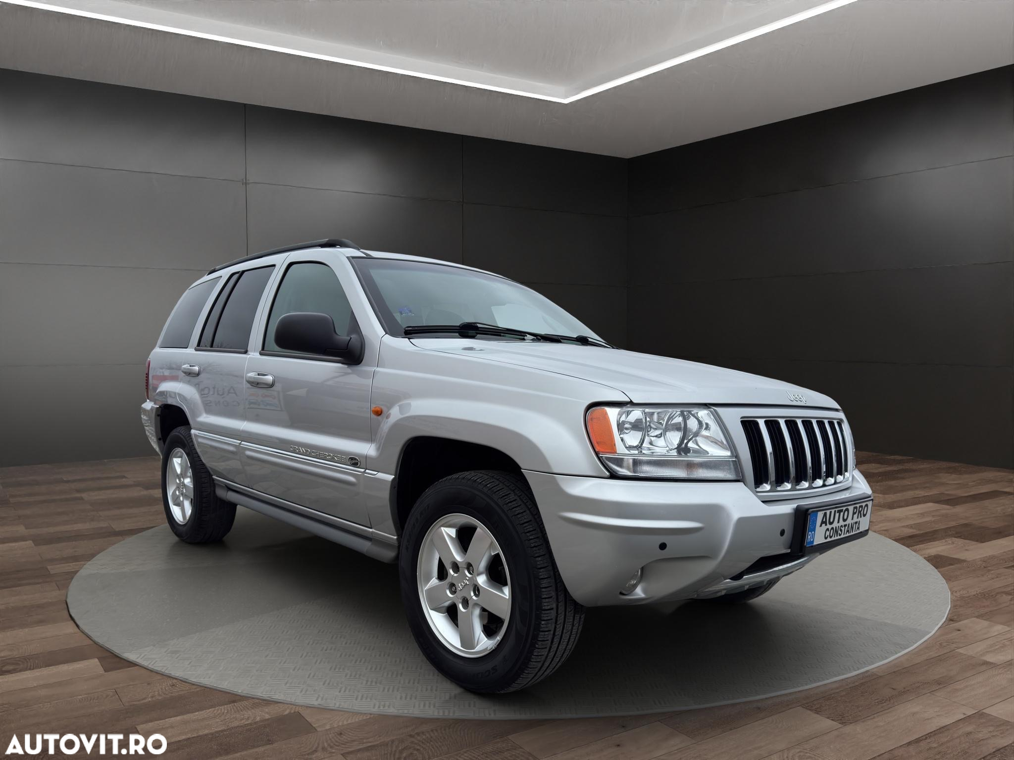 Jeep Grand Cherokee - 2