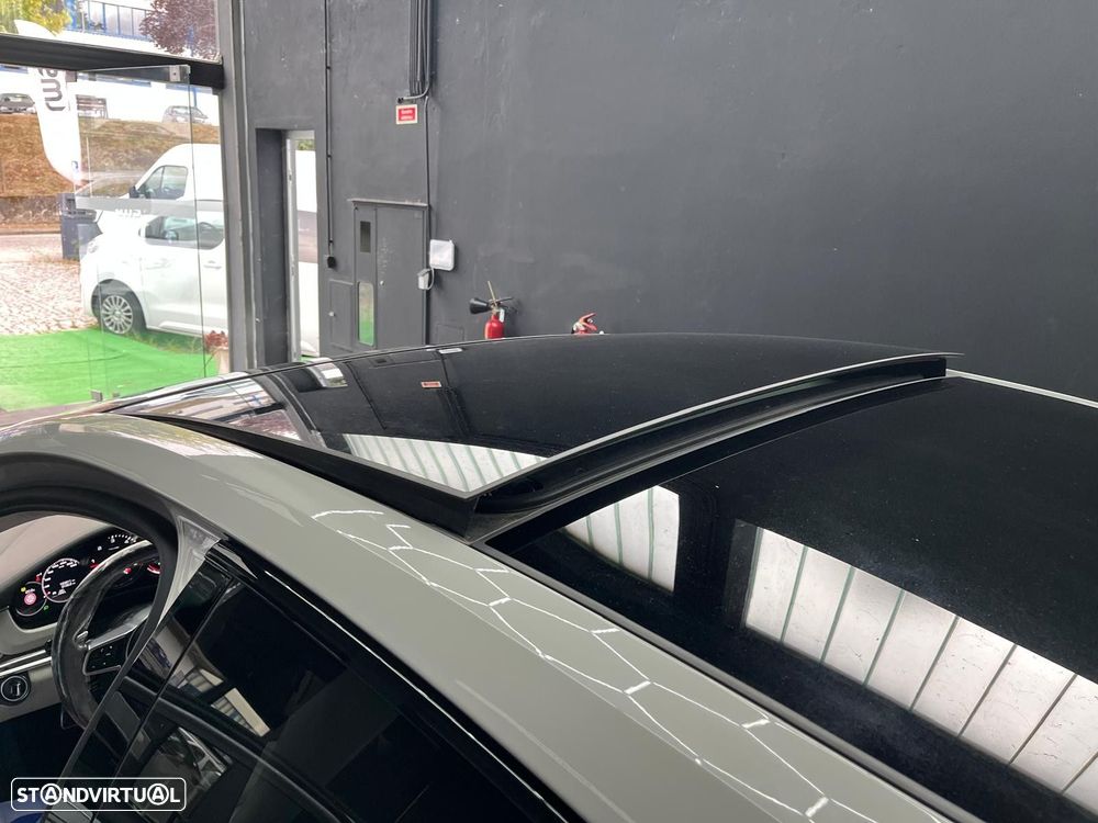 Porsche Panamera 4 S - 39