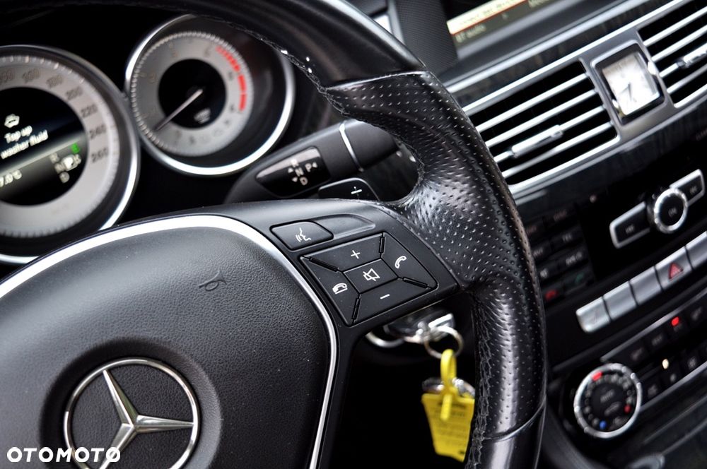 Mercedes-Benz CLS - 22