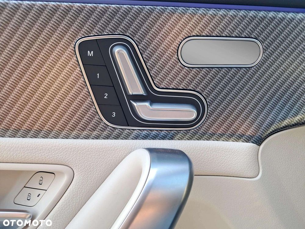 Mercedes-Benz Klasa A 250 e PHEV Progressive 8G-DCT - 14