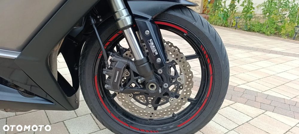 Kawasaki Ninja 1000 SX - 29