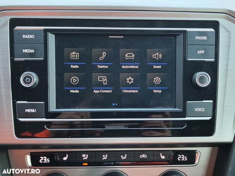 Volkswagen Passat 1.6 TDI DSG Comfortline - 27