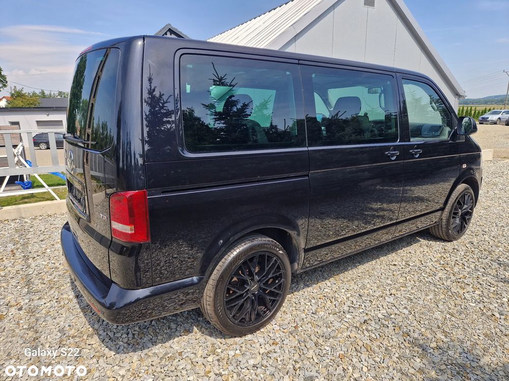 Volkswagen Multivan - 7