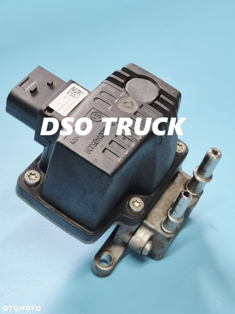 DOZOWNIK WTRYSKIWACZ ADBLUE A0001405339 MERCEDES ACTORS MP4 - 4