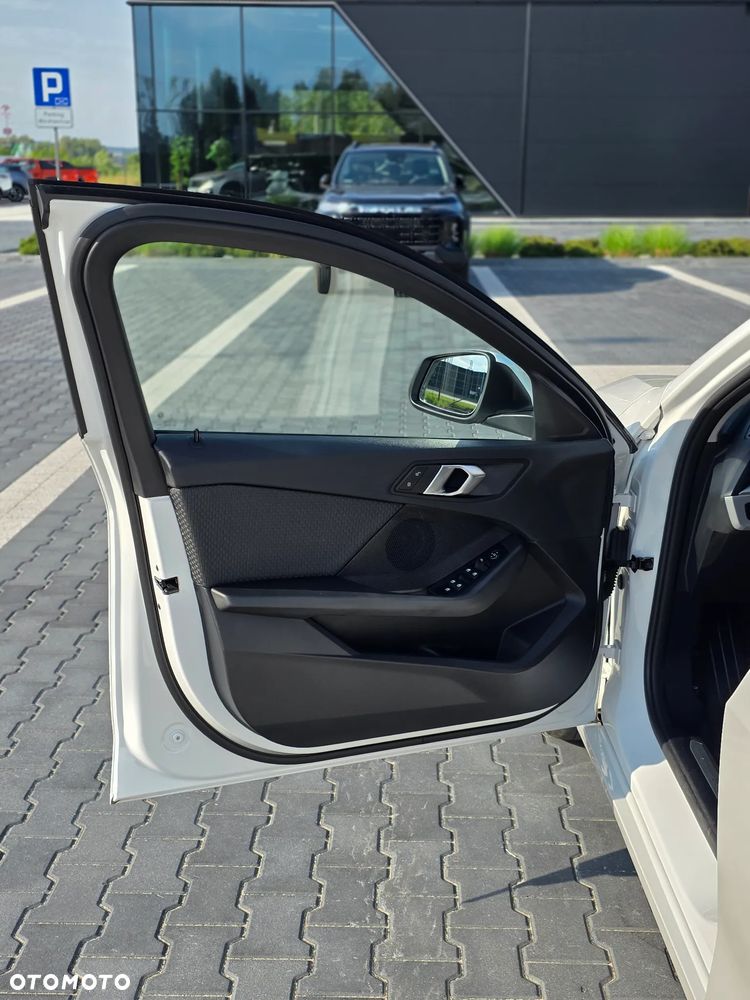 BMW Seria 1 116d Sport Line - 19