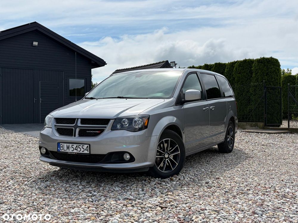 Dodge Grand Caravan - 3
