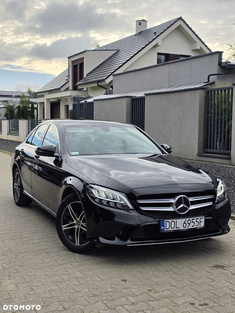 Mercedes-Benz Klasa C 180 9G-TRONIC - 16
