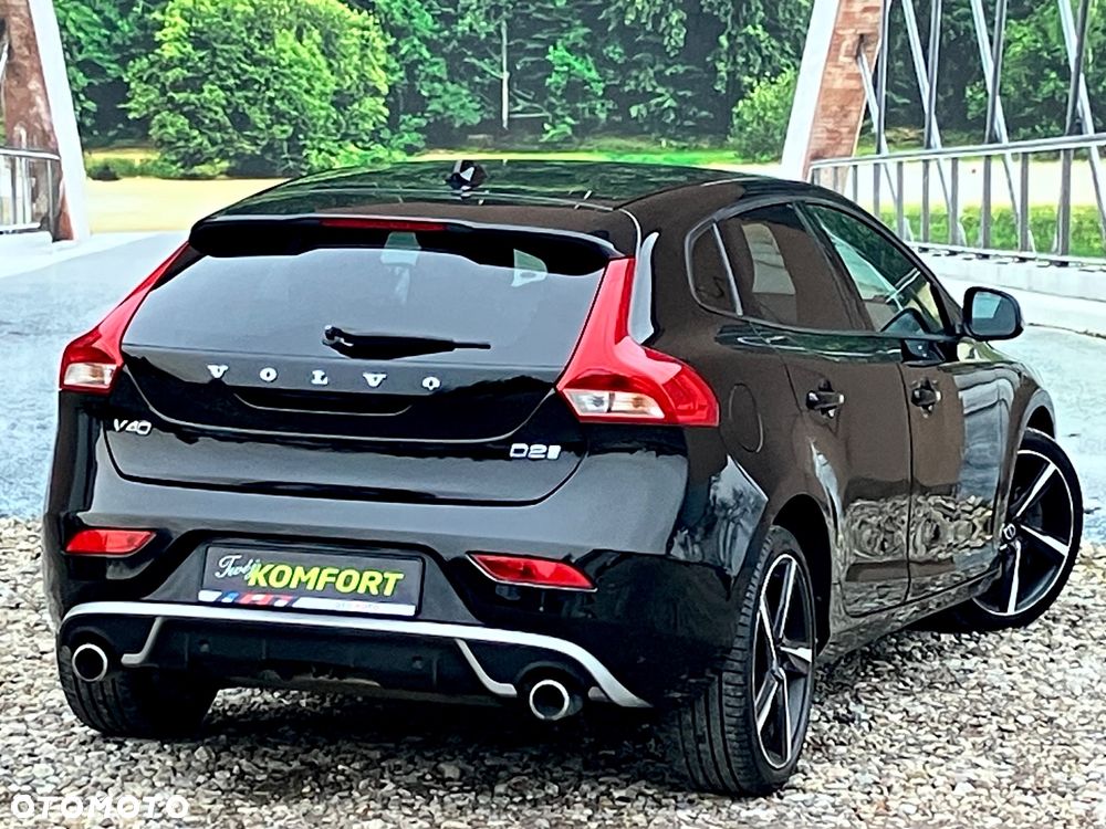 Volvo V40 D2 Geartronic RDesign - 16