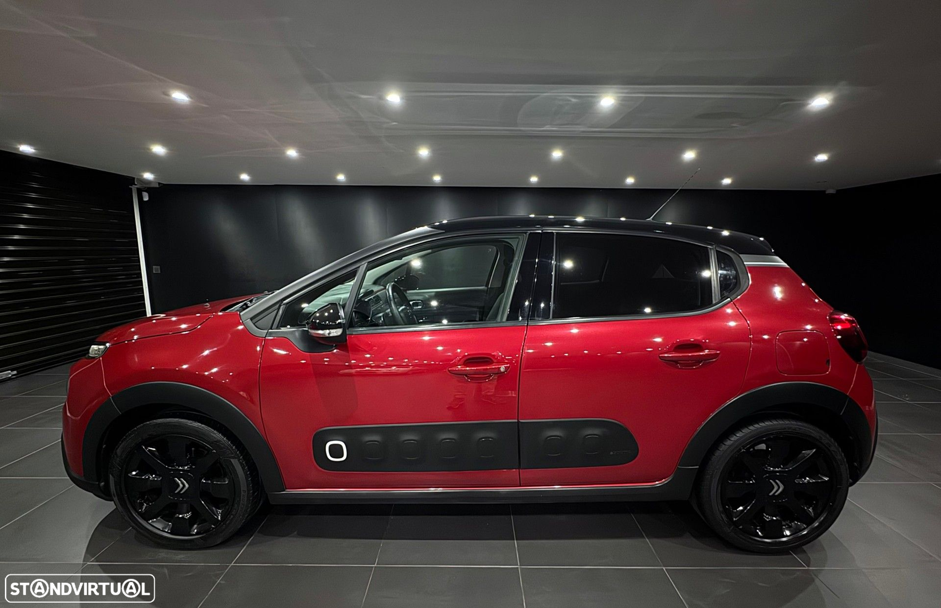 Citroën C3 1.2 PureTech Shine - 4