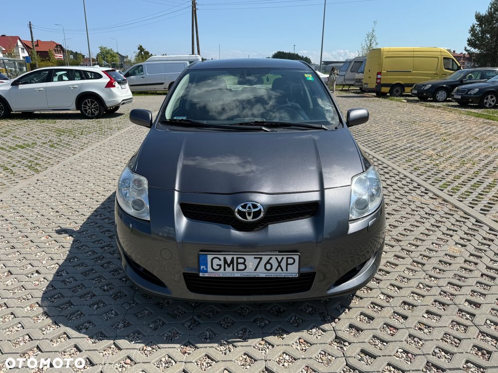 Toyota Auris 2.0 D-4D Edition - 2