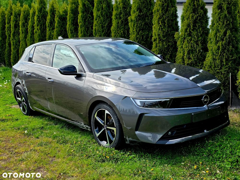Opel Astra 1.5 D Automatik Elegance - 2