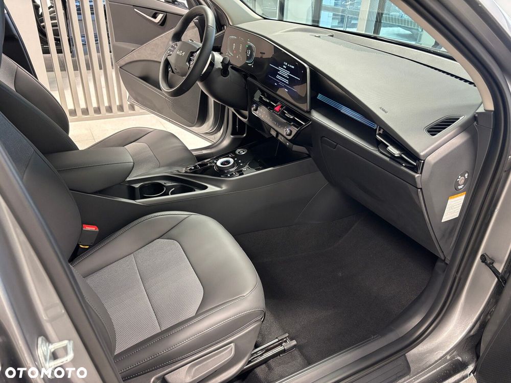 Kia Niro - 11