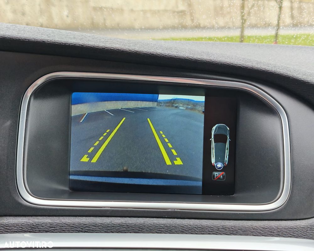 Volvo V40 D2 Kinetic - 8