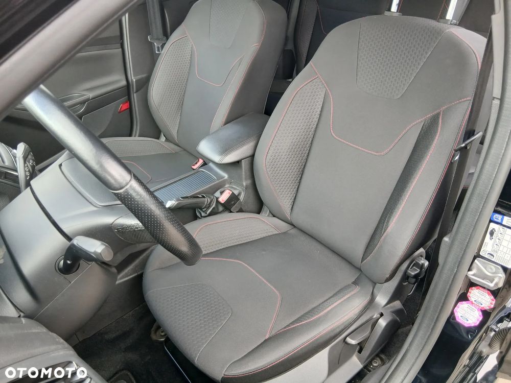 Ford Focus 1.5 EcoBoost ST-Line - 10