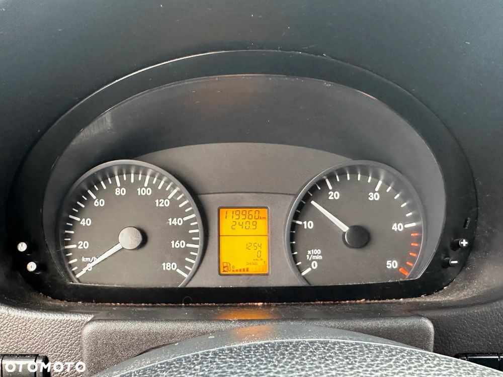 Mercedes-Benz Sprinter 311 - 10