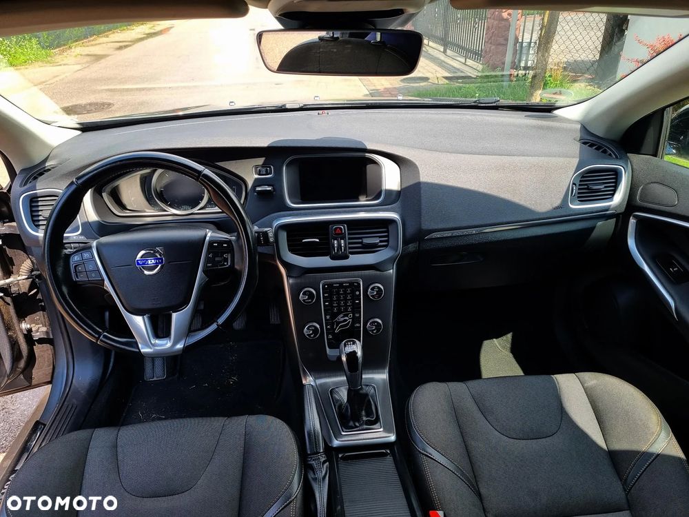 Volvo V40 D3 - 12